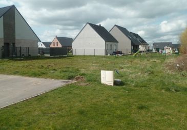 Vente terrain à Caëstre - Ref.HAZ1216 - Image 1