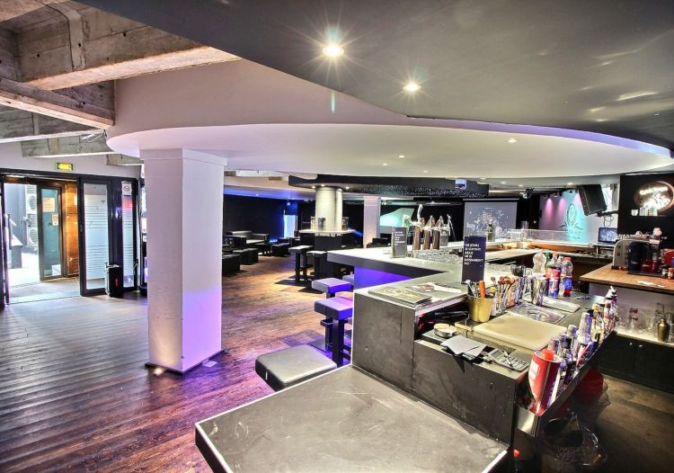 Vente autre à Roubaix - Ref.cro833 - Image 1