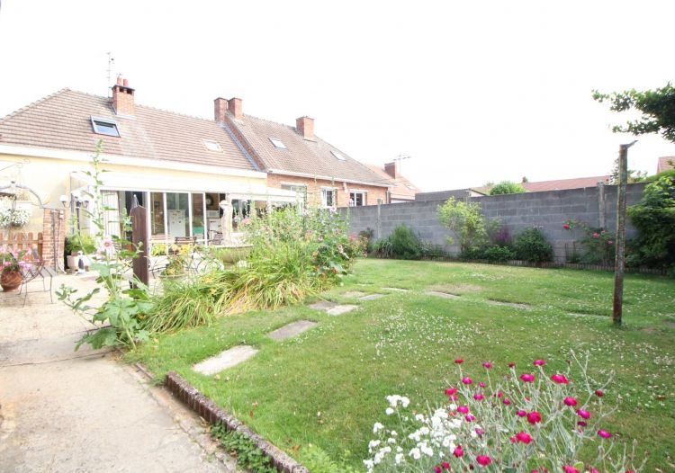 Vente maison à Cantin - Ref.SIN246 - Image 1