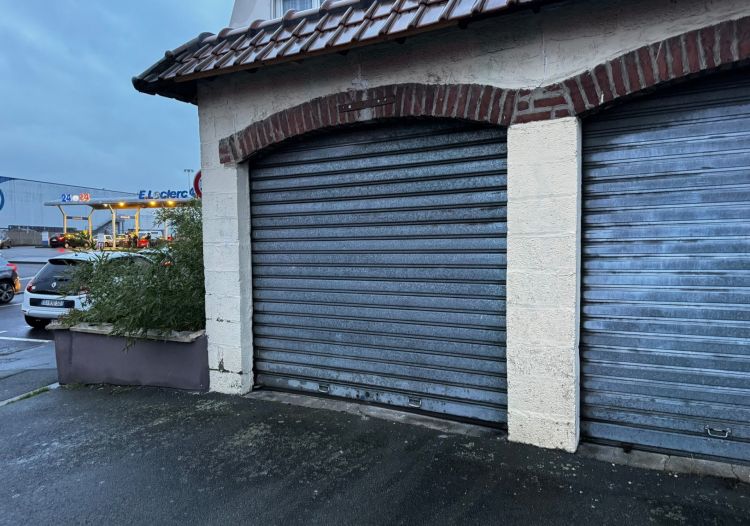 Vente parking à  - Ref.WAT2358 - Image 5