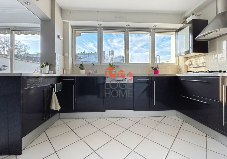 Vente maison à Croix - Ref.CHCRO1623 - Image 1