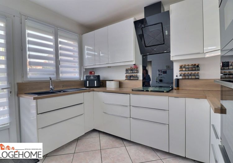 Vente maison à Faches-Thumesnil - Ref.GTRON248 - Image 1